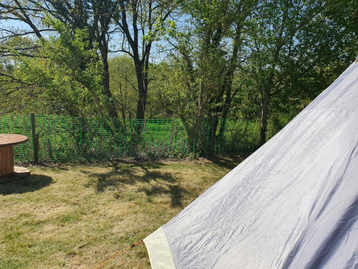 Camping Du Puy Rond Bressuire Kültér fotó